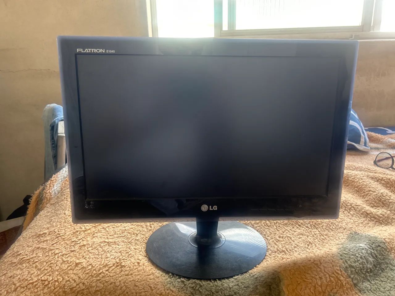 Monitor  LG flagrou e1940