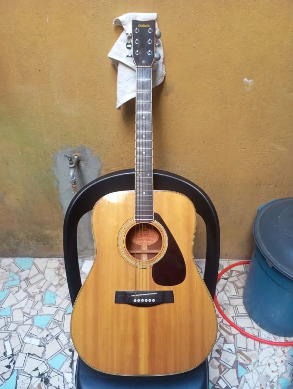 Yamaha FG 201  - Foto 2