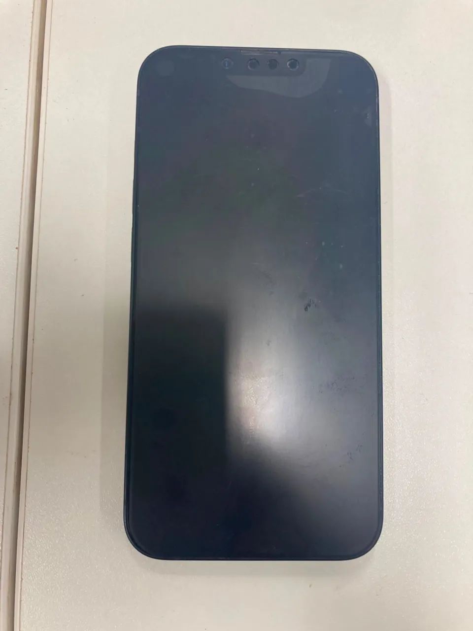 iPhone 16e  - Foto 3