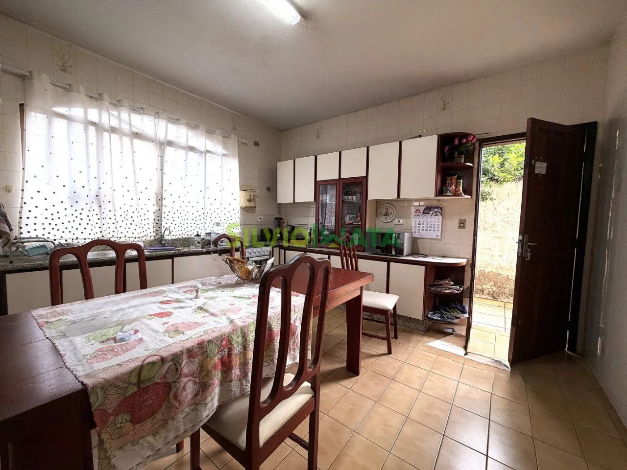 Casa Térrea com Amplo Terreno à Venda na Zona 08 - Foto 4
