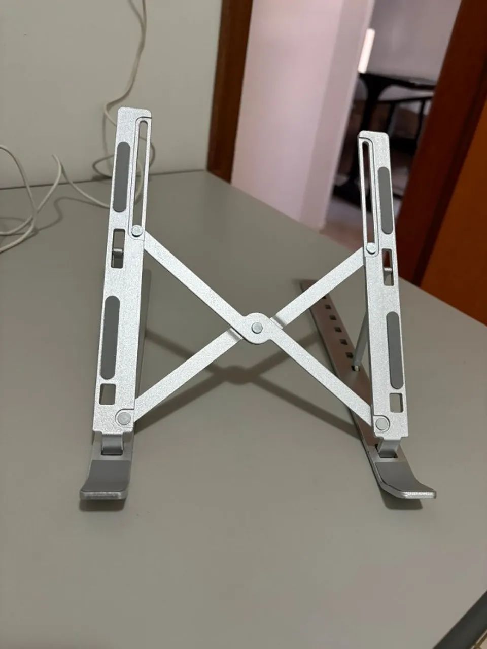 Suporte para notebook em metal - Foto 3