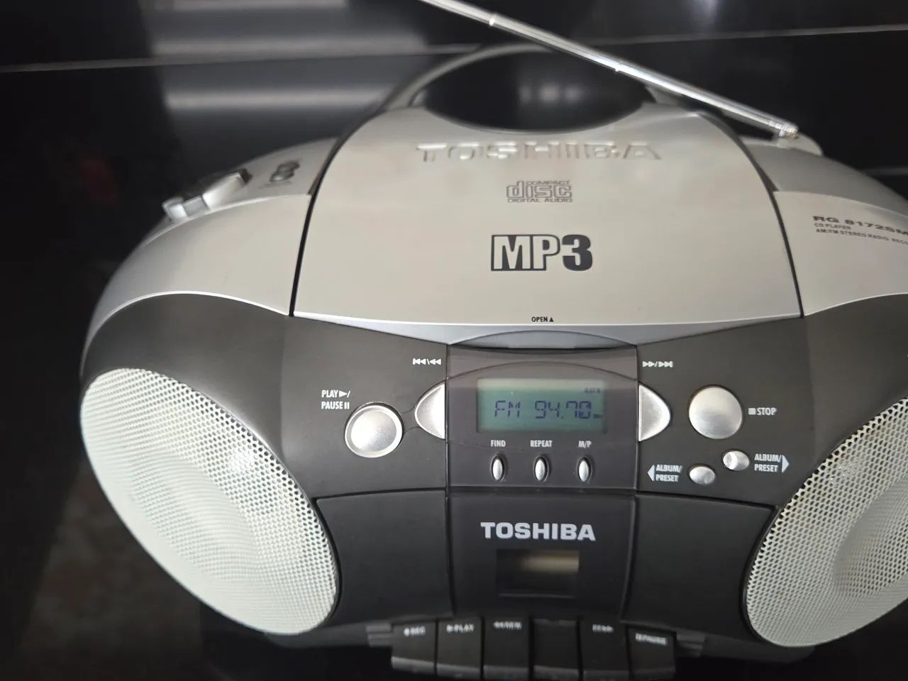 Rádio Toshiba com CD Player e mp3 - Foto 3
