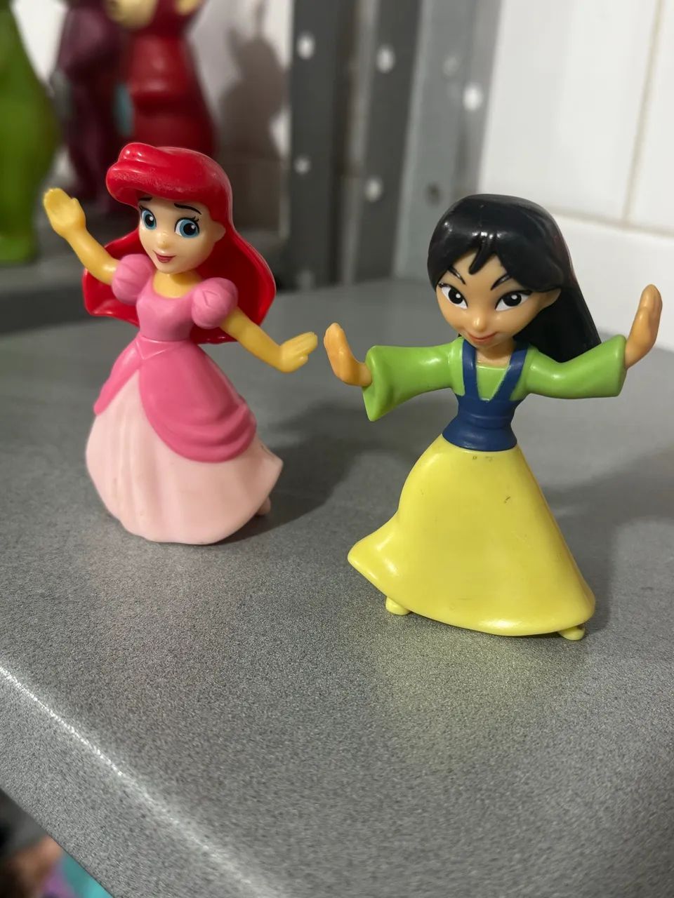  2 bonecas princesas da Disney Mcdonalds 