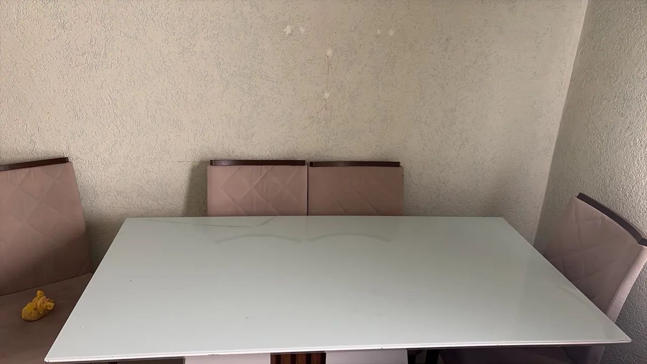 Mesa de vidro com cadeiras - Foto 2