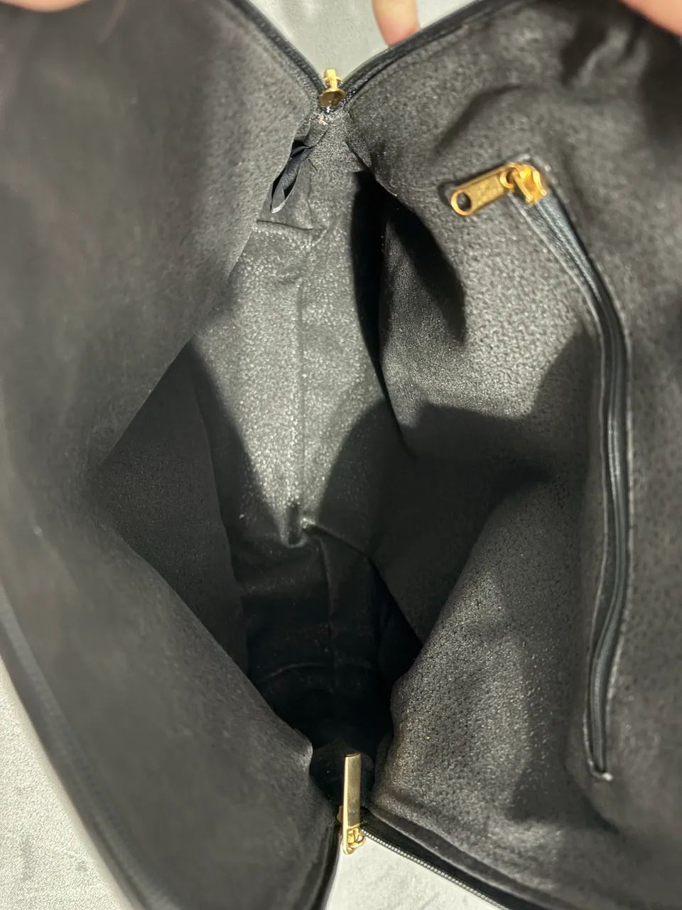 Mochila couro legítimo preta  - Foto 5