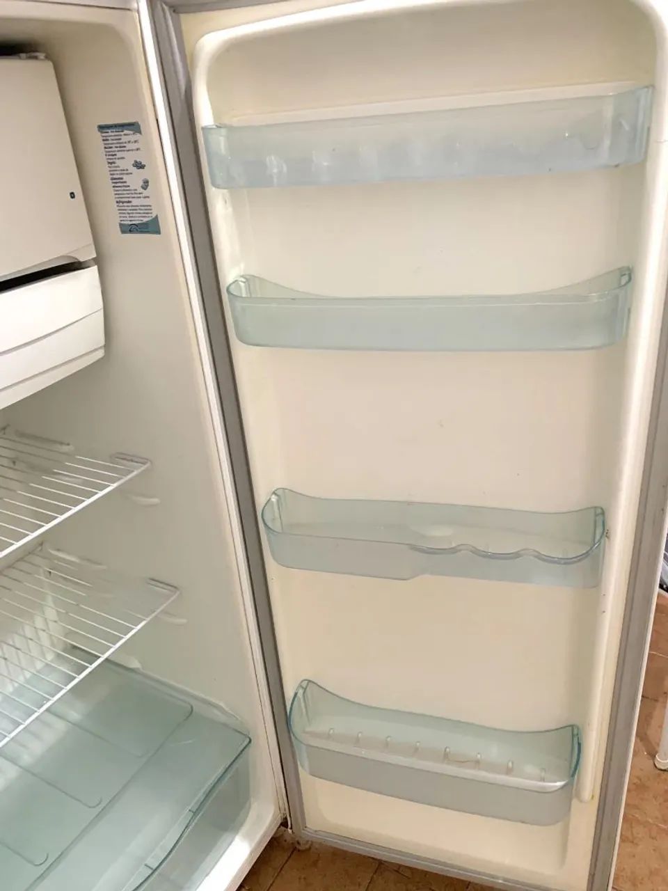 Geladeira Eletrolux  - Foto 2