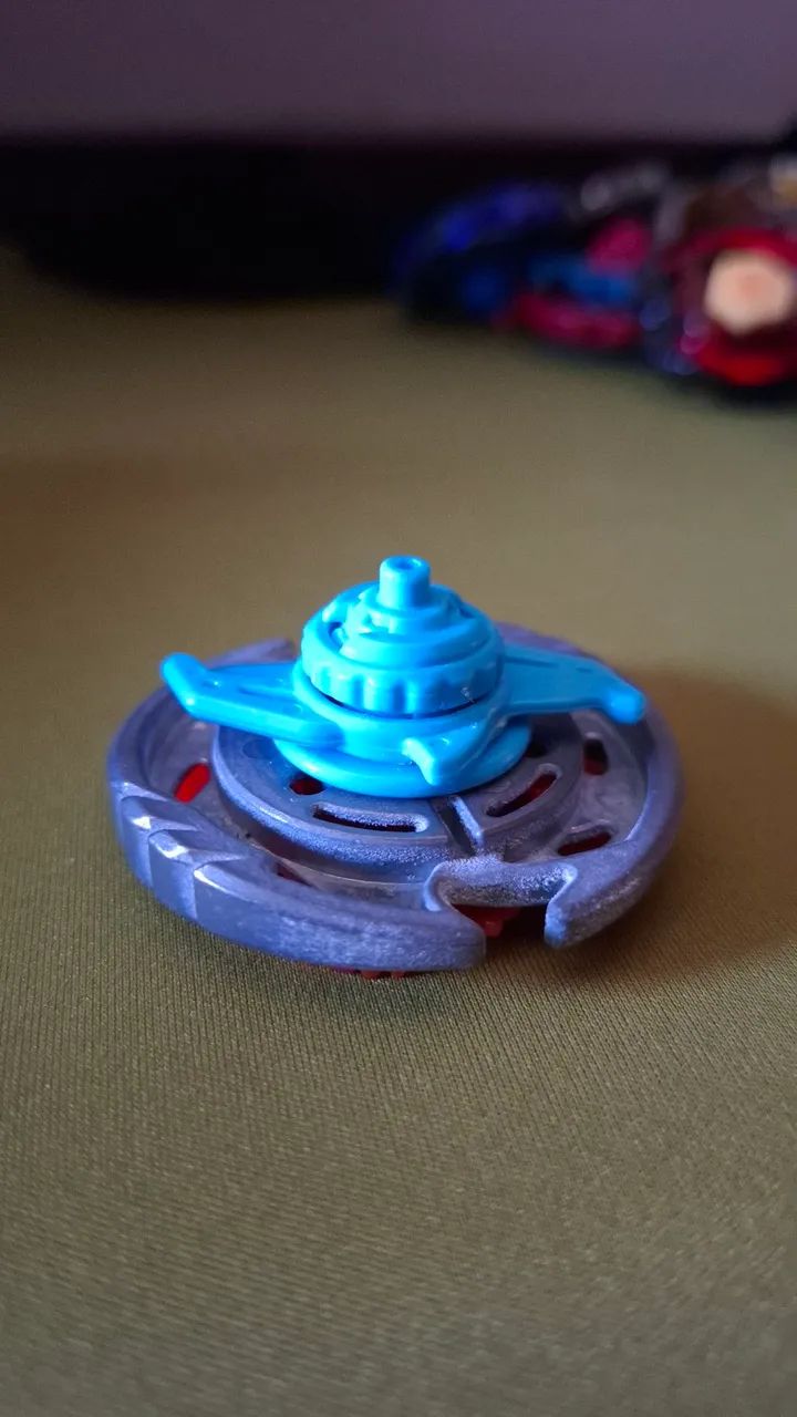 Beyblade Thermal Lacerta Hasbro - Foto 2