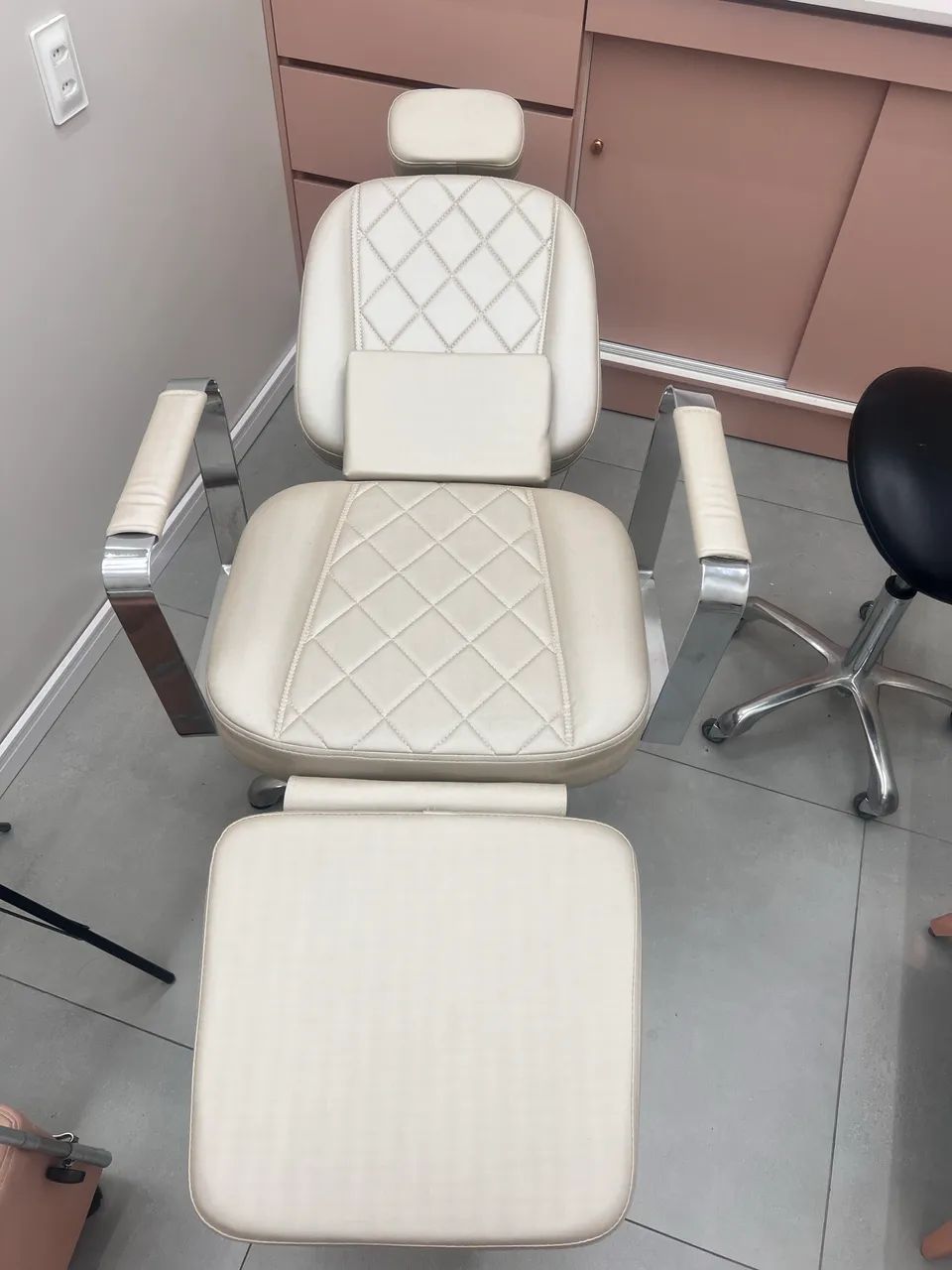 Poltrona estética e maquiagem reclinável  - Foto 2