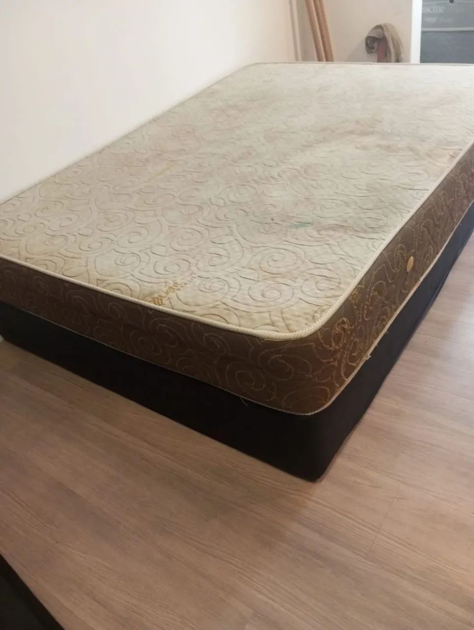 Cama box e colchao de casal  ( $$ 300 ) * - Foto 2