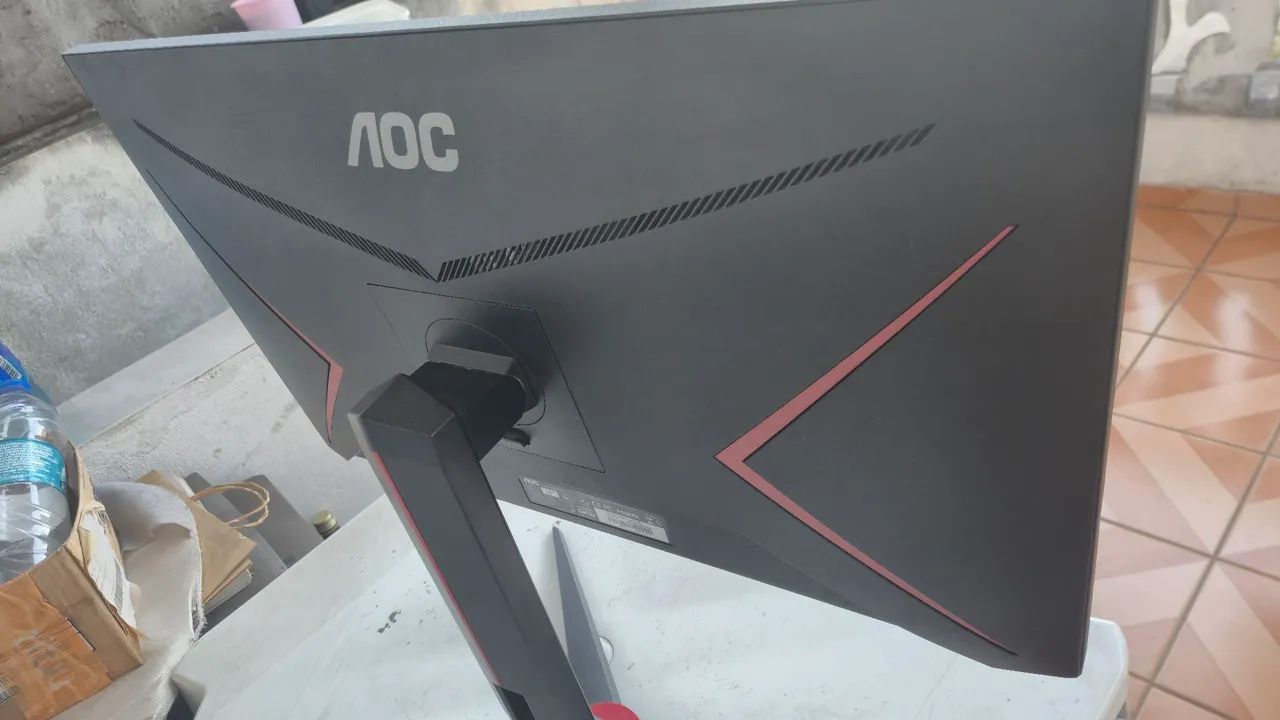Monitor Gamer AOC Hero 27" 144Hz 1ms IPS - Perfeito Estado - Foto 2