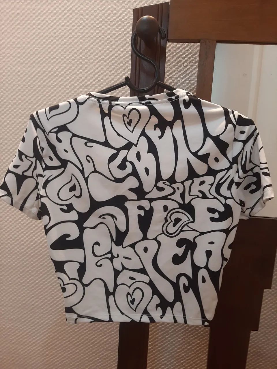 Blusa cropped. Tamanho M. Marca POOL.  - Foto 6