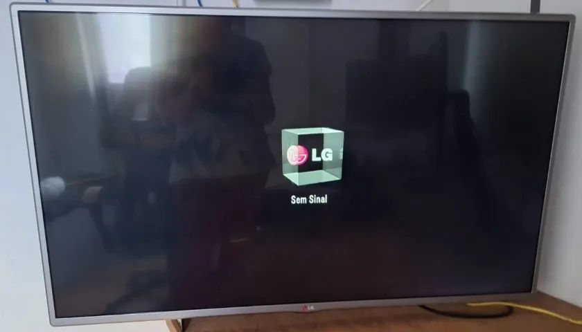 TV 42' LG - MODELO - 42LY34OC - NÃO É SMART - Foto 4