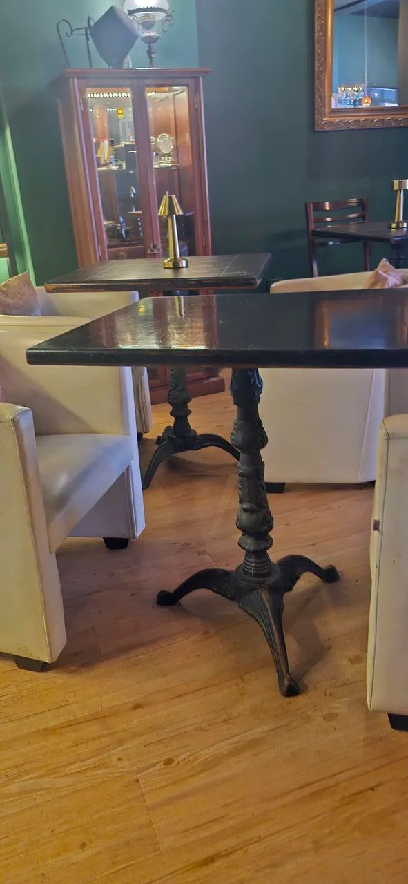 Mesa com pe de ferro - Foto 2