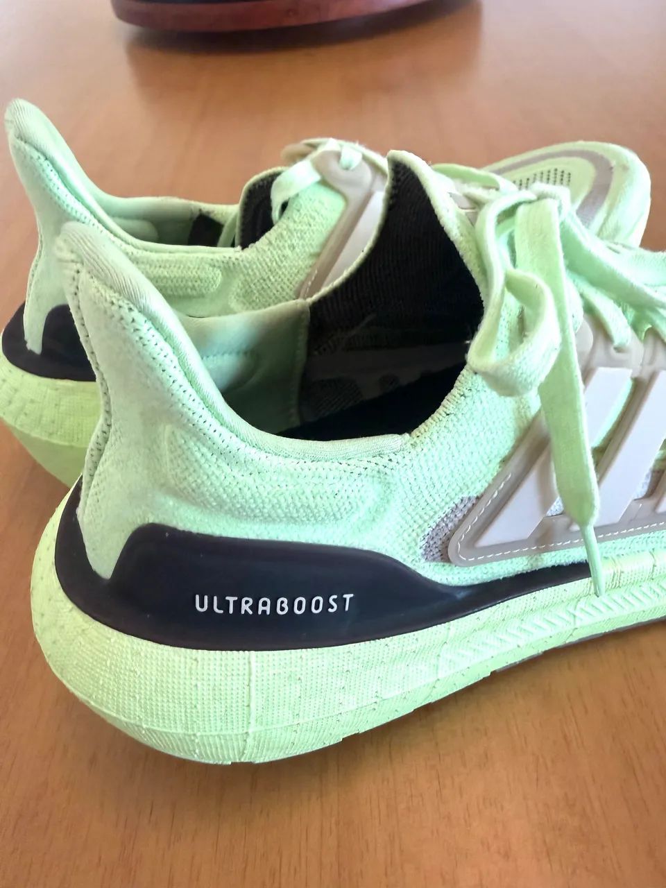 Tênis Adidas Ultraboost Ligth Boost 38 - Foto 2