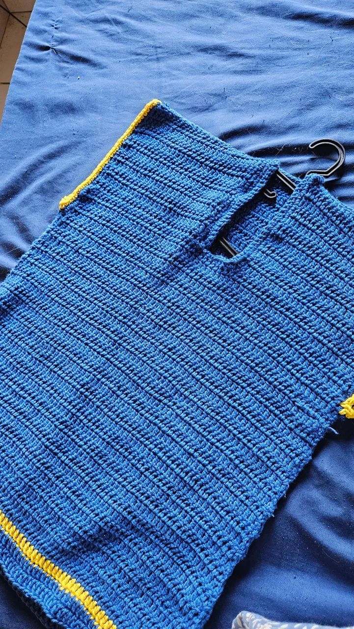 Blusa de crochê azul - Foto 2