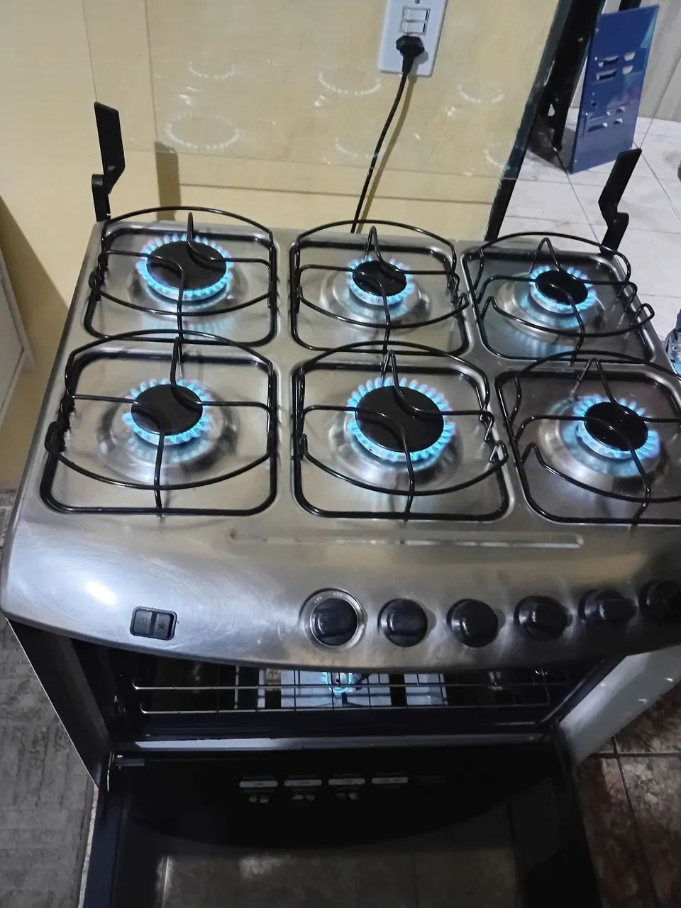 Fogao 6 bocas automático brastemp  - Foto 4