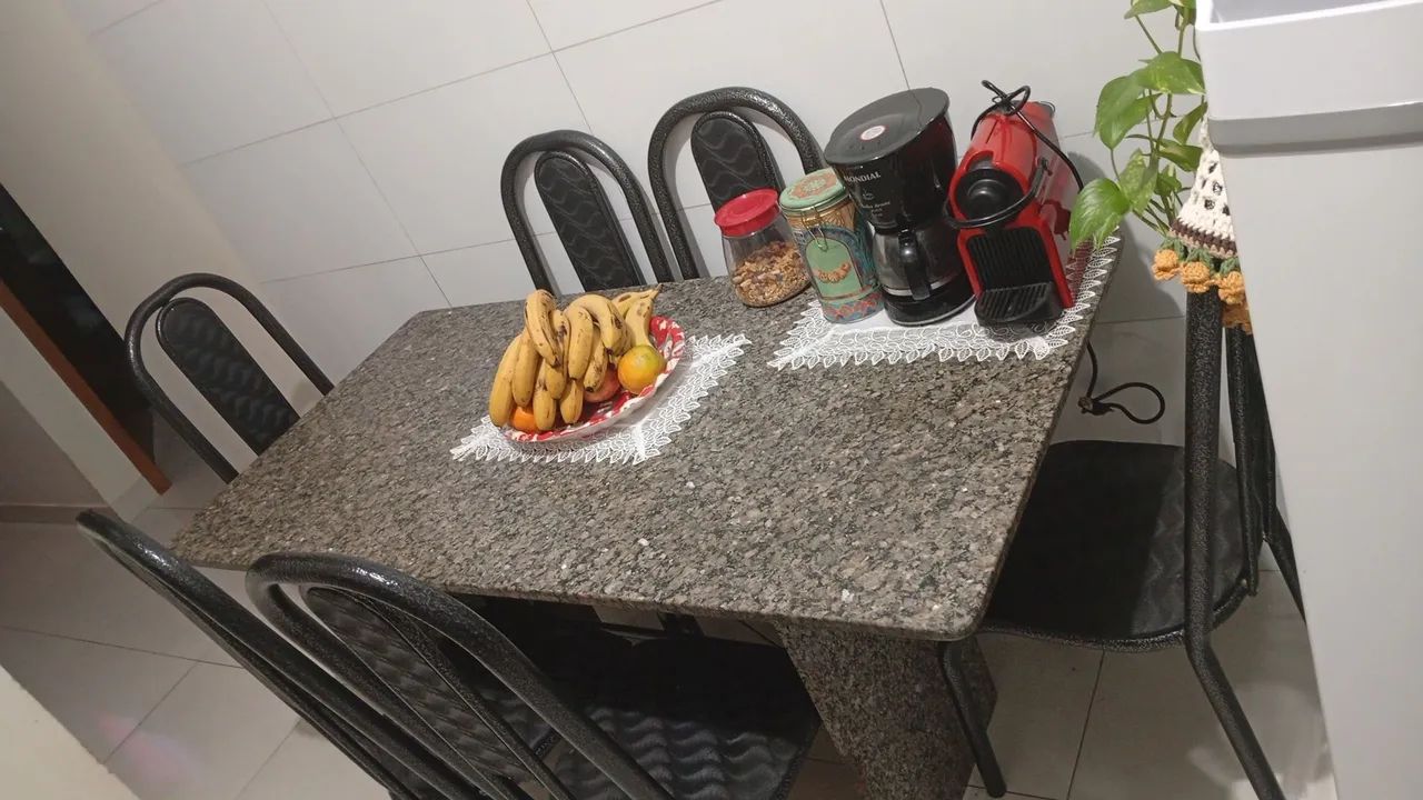 Mesa de mármore 6 cadeiras  - Foto 2