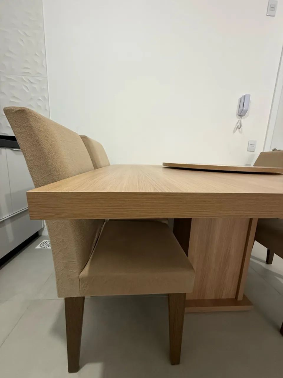 Mesa de jantar com cadeiras - Foto 2