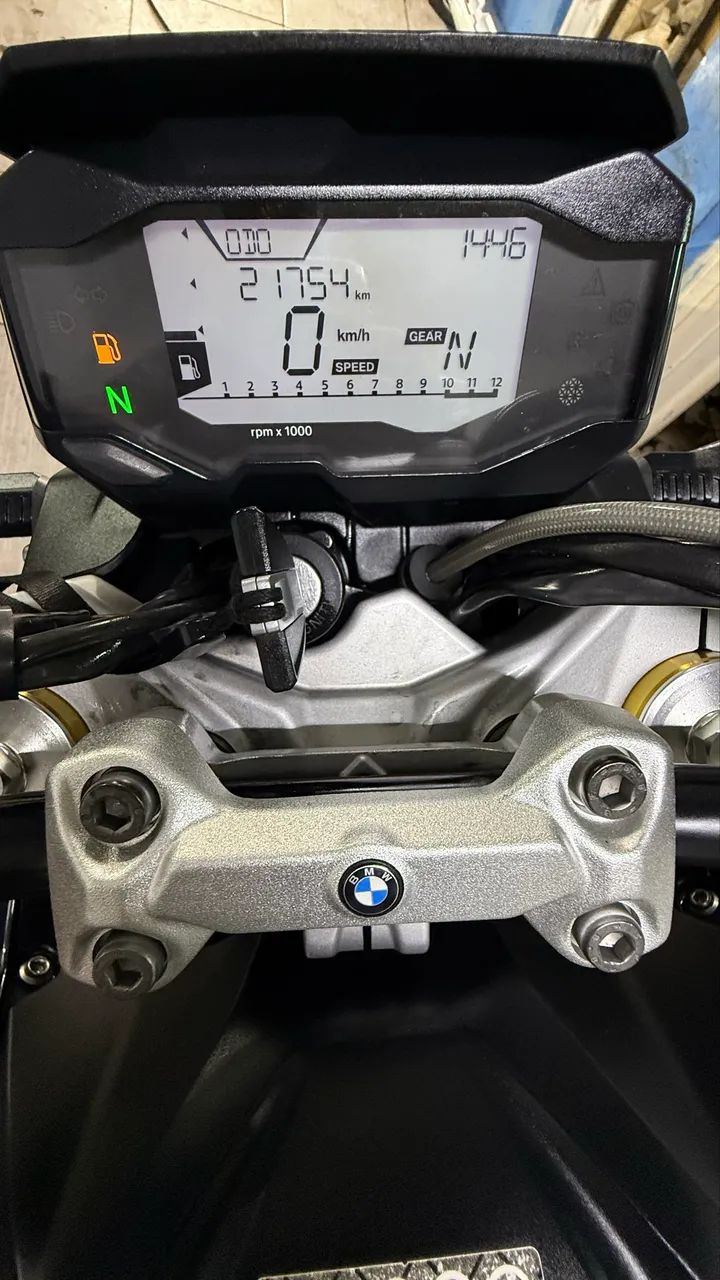 BMW 310R 2022 - Foto 4