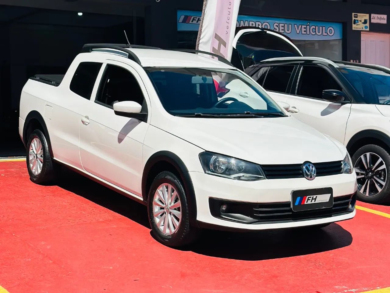 Volkswagen Saveiro Trendline 1.6 T.flex 8V 2016 - Foto 4