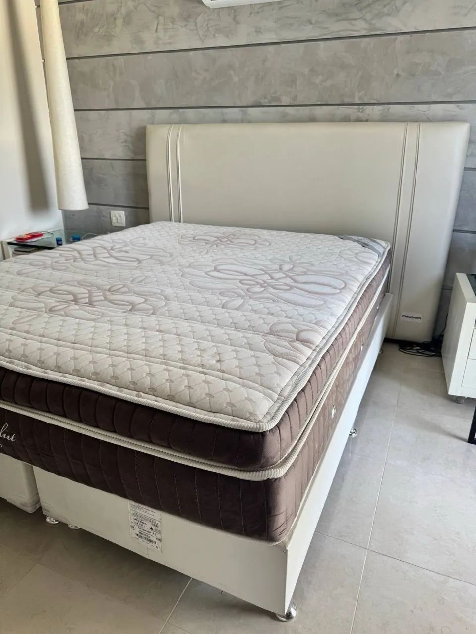Cama box tamanho queen + cabeceira + colchao - Foto 2
