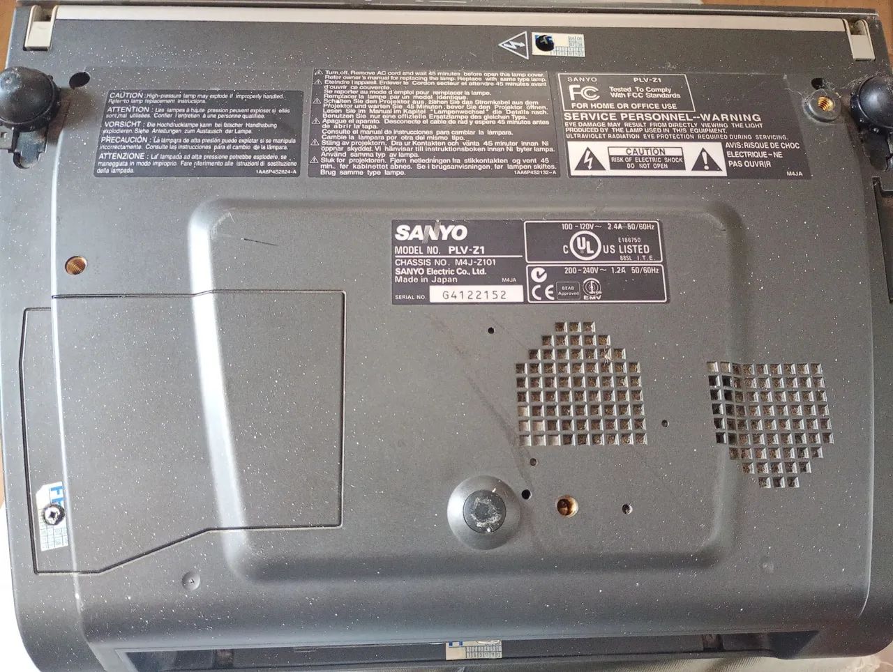 Projetor Sanyo PLV Z1 com Defeito na Lente  - Foto 4