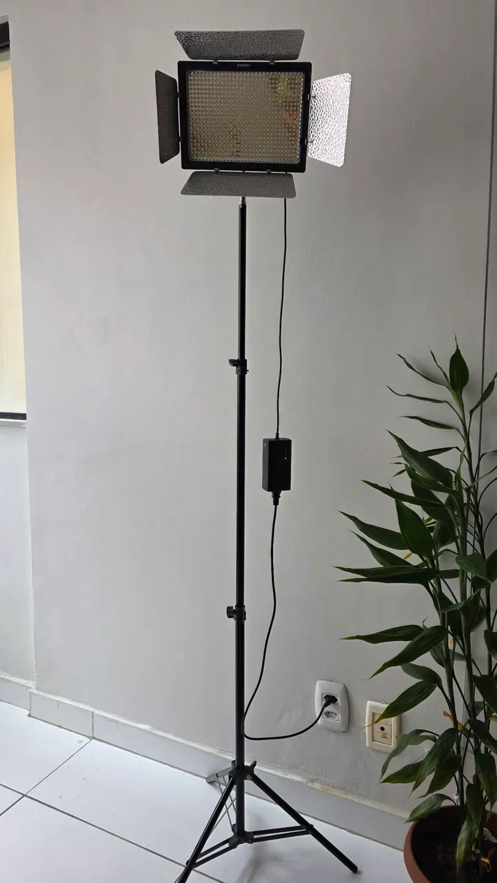 Led Youngnuo 600