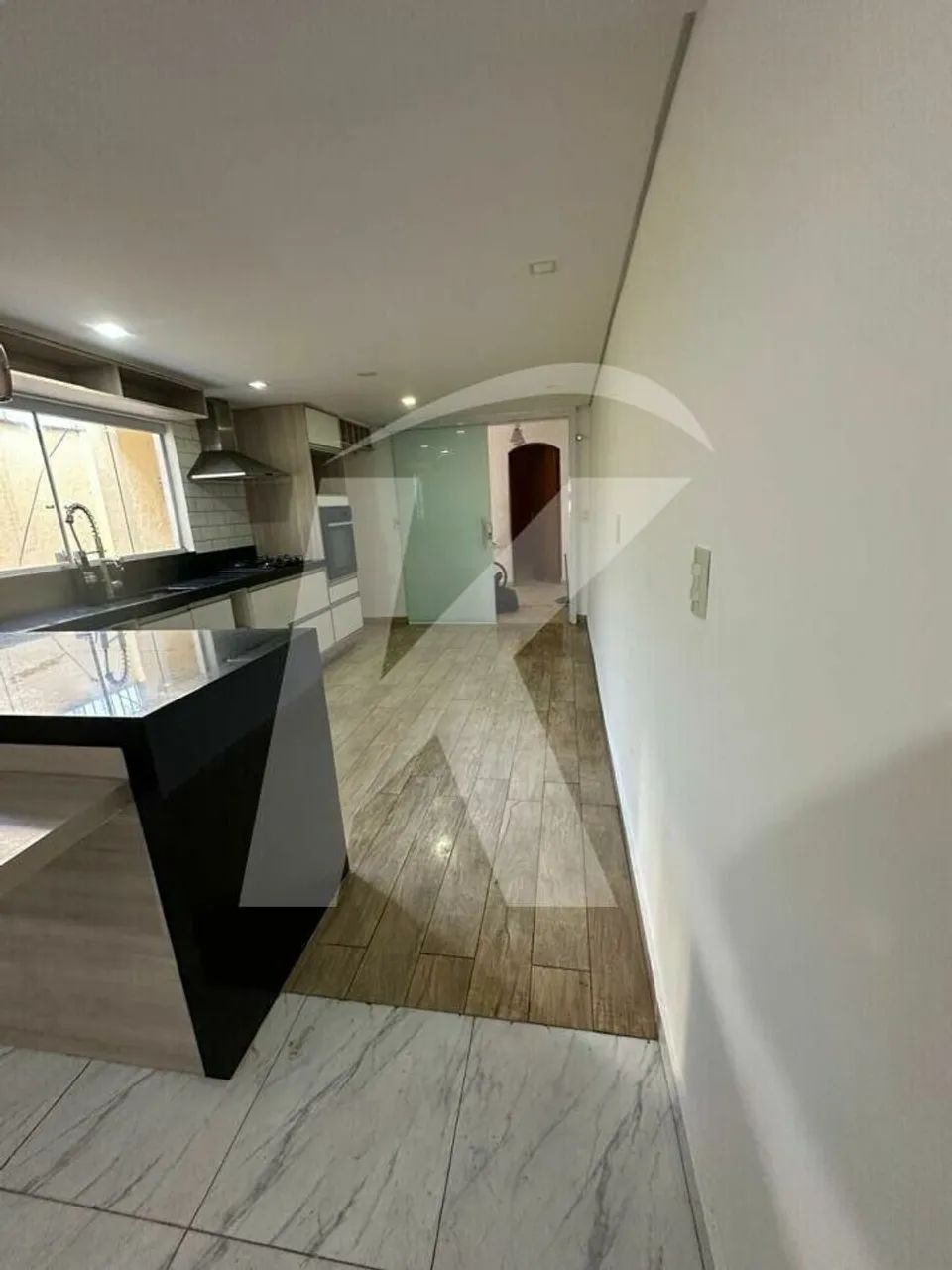 Sobrado perto do metrô com 4 quartos e 2 vagas de garagem. - Foto 3