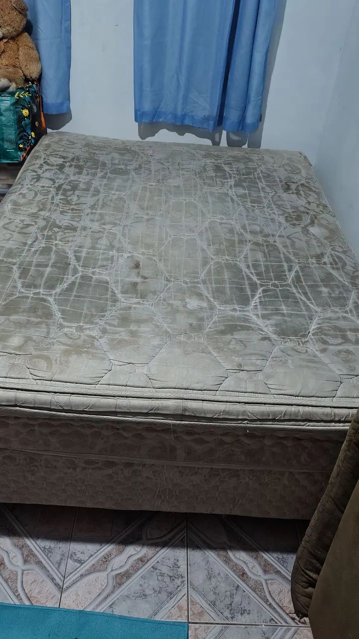 Vendo cama de casal usada - Foto 2