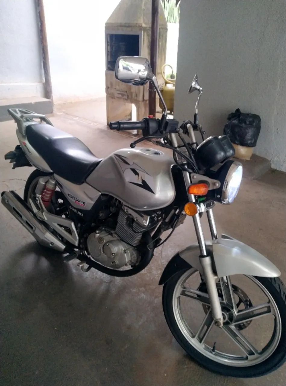 Vendo moto Suzuki 