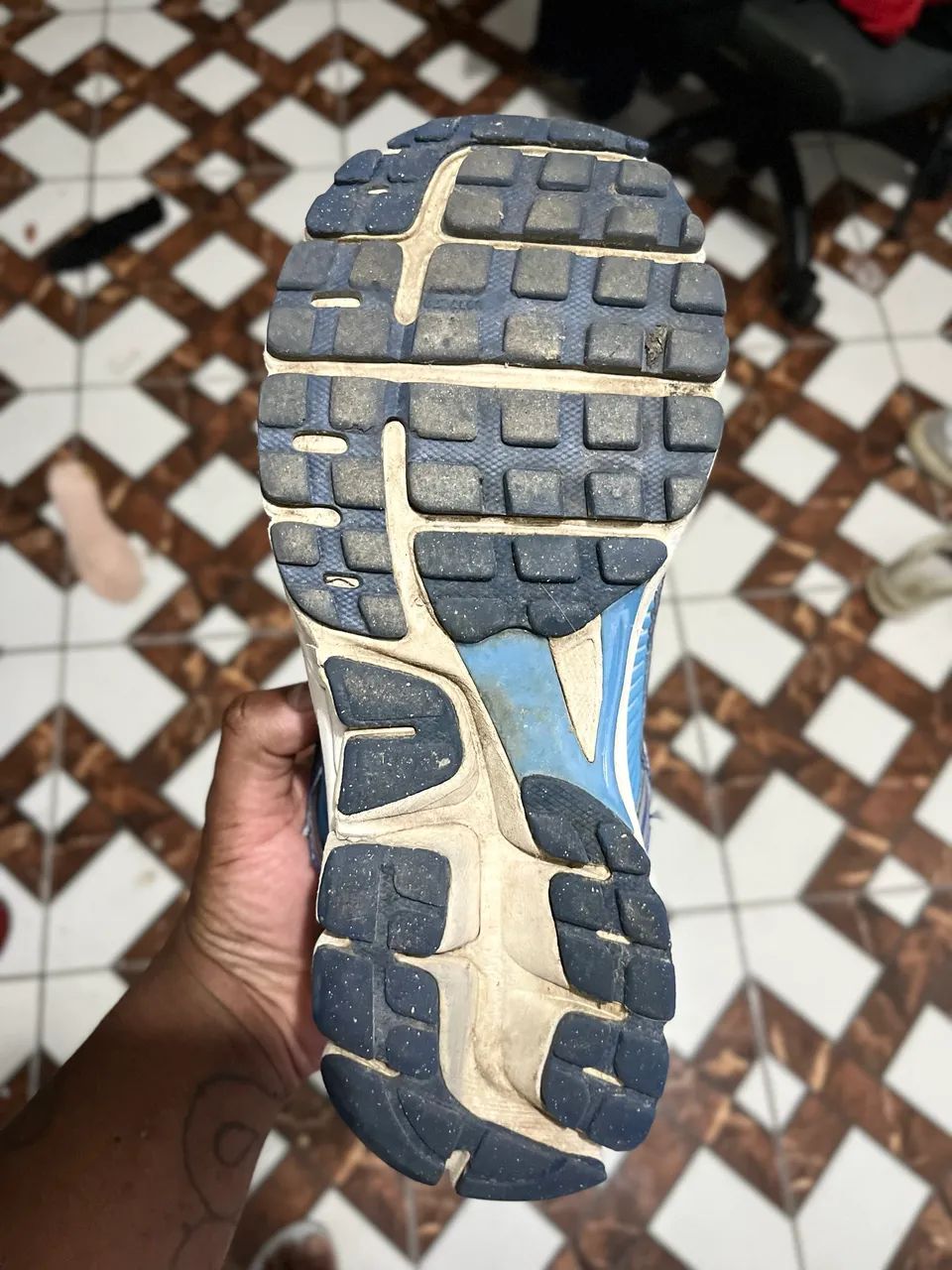 Tênis Nike Vomero 5 TAM 40 - Foto 3