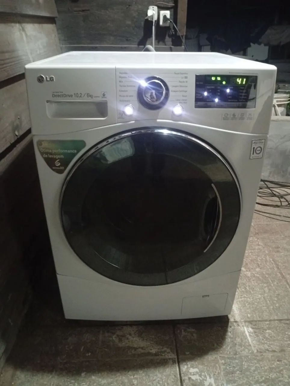 Lava e seca LG 10kg funcionando perfeitamente ótima máquina bem conservada  - Foto 2