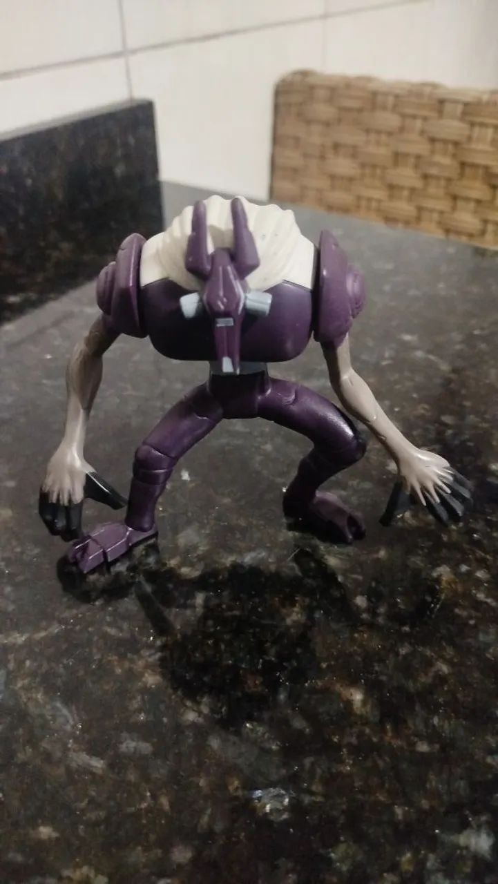 Bonecos DN alienígena Highbreed