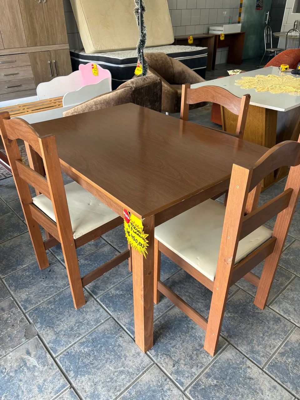 Mesa com 3 cadeiras  - Foto 4