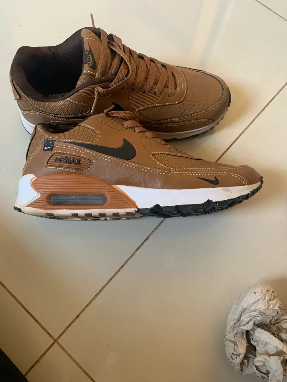 Air max 90 marrom 