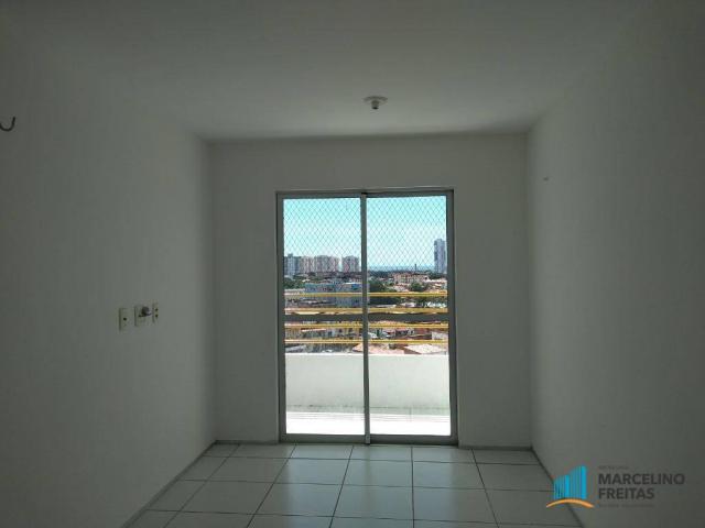 Apartamento com 3 dormitórios para alugar, 63 m² por R$ 1.509/mês - Monte Castelo - Fortal - Foto 4