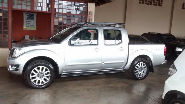 Frontier SL 4X4 190CV Tb Diesel Automática 2014 - Foto 13