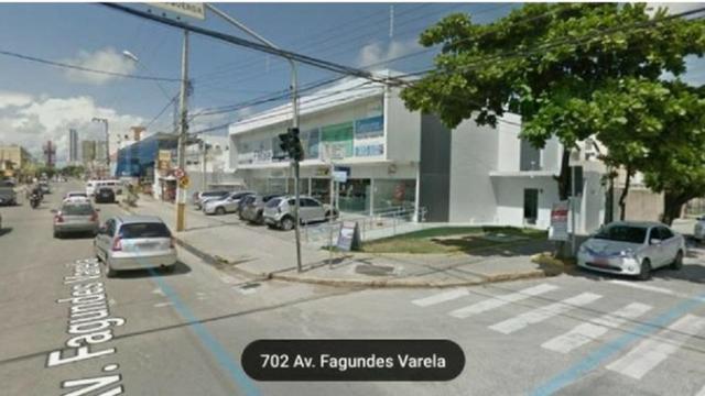 Loja Térrea de Frente para a Fagundes Varela - Ótimo Preço