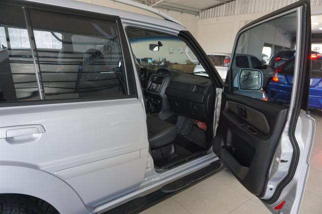 MITSUBISHI PAJERO TR4 2012/2013 2.0 4X4 16V 140CV FLEX 4P AUTOMÁTICO - Foto 8
