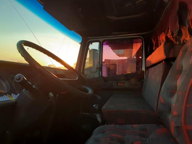 MB 1618 Truck Graneleiro Reduzido - Foto 5