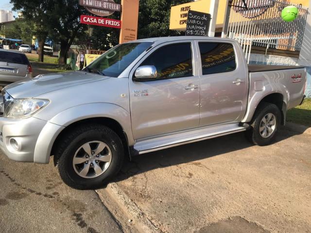 TOYOTA HILUX CD 4X4 SRV 2009 - Foto 2