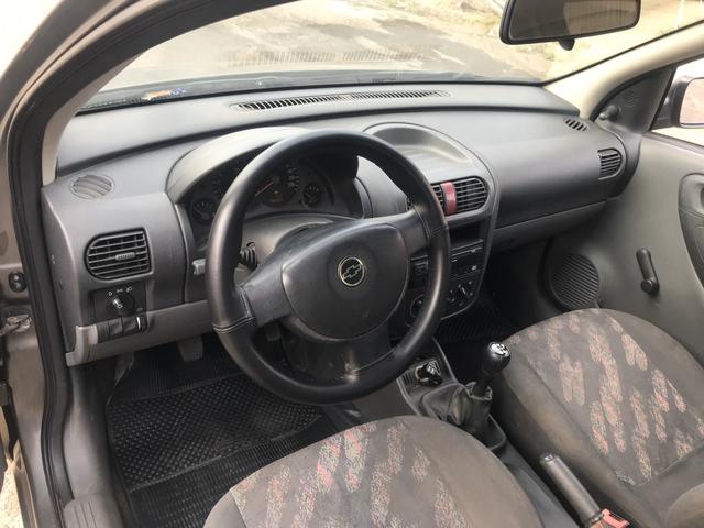 Corsa Sedan Joy 1.0 pego troca - Foto 5