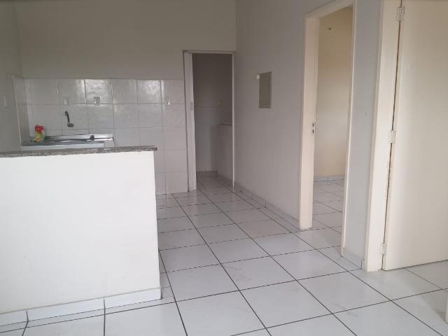 Alugo Apartamento em São Jorge , com 02 Quartos e 1 Suíte
