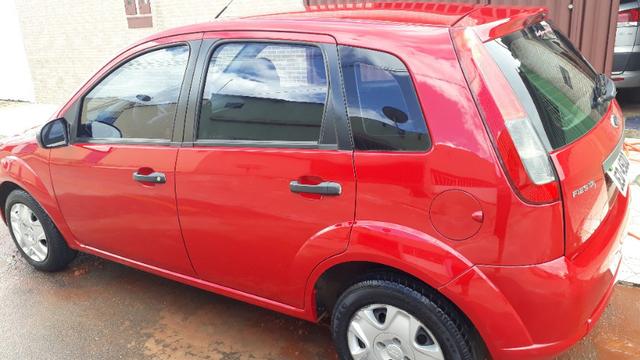 Um carro fiestra - Foto 6