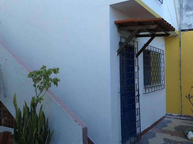 Kitinet mobiliada no Pontal - Foto 3