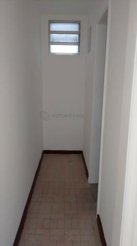 Casa 6 Quartos com 3 Garagens à Venda no Iapi ( 682817 ) - Foto 16