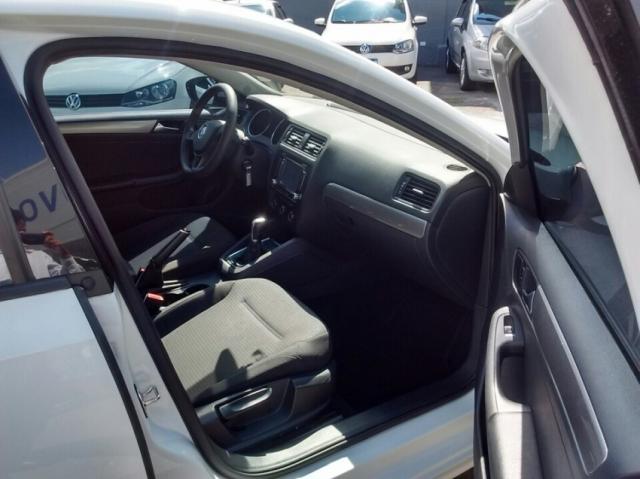 VOLKSWAGEN JETTA TRENDLINE 1.4 TSI AT Branco 2016/2016 - Foto 10