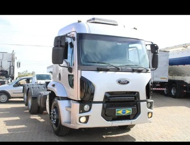 FORD CARGO 1933 6X2 BR - BR - BR -