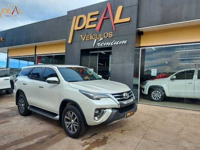 TOYOTA HILUX SWSRXA4FD