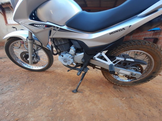 HONDA FALCON 400 ANO 2014